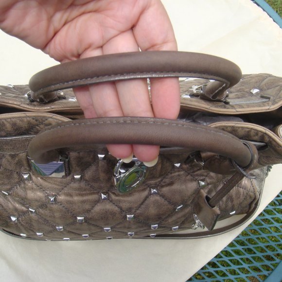 MICHAEL Kors Hamilton Studded Quilted Metallic Distressed Leather Gold/Silver - Picture 4 of 12